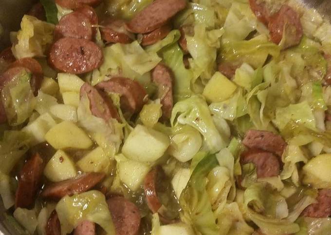 apple cabbage kielbasa recipe main photo