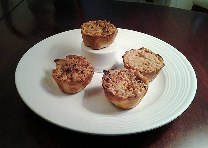 apple pies in muffincupcake tins recipe main photo