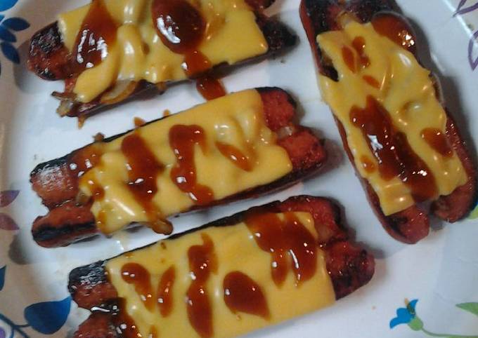 cheesy caramelized onions on splitdogs recipe main photo