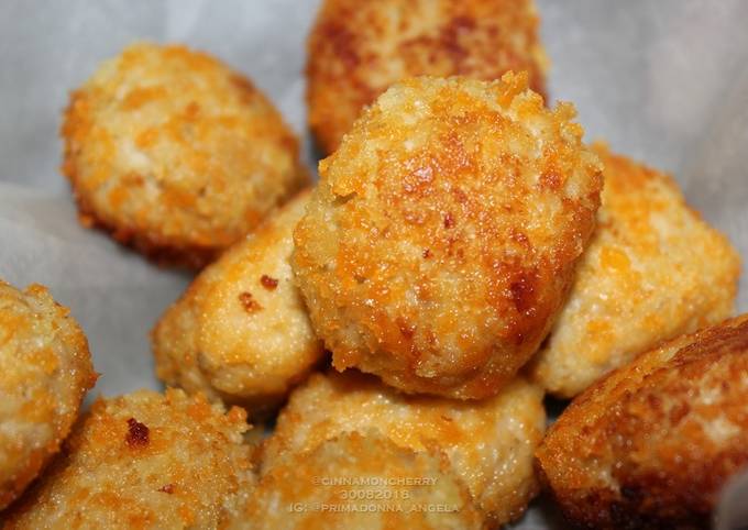 chicken and apple nuggets recipe main photo