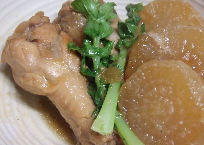 chicken drumsticks daikon radish simmered with miso soy sauce recipe main photo