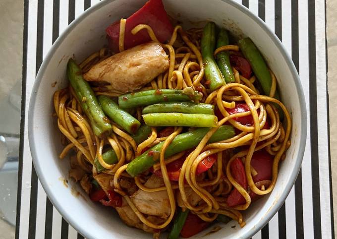 chicken veg chow mein recipe main photo