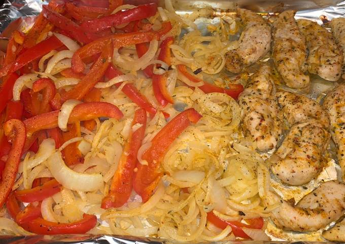 chipotle ranch chicken fajitas recipe main photo