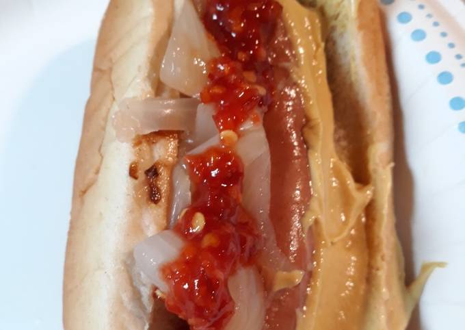 different type of grilled chilidog and a redhot recipe main photo