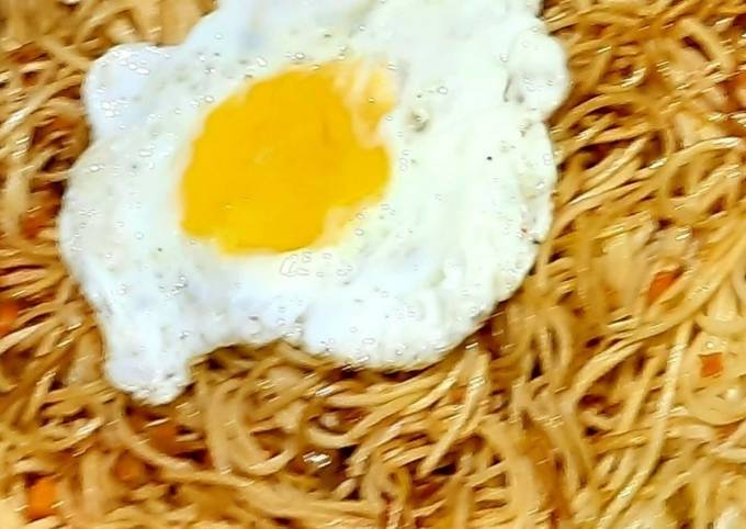 egg chicken noodles recipe main photo