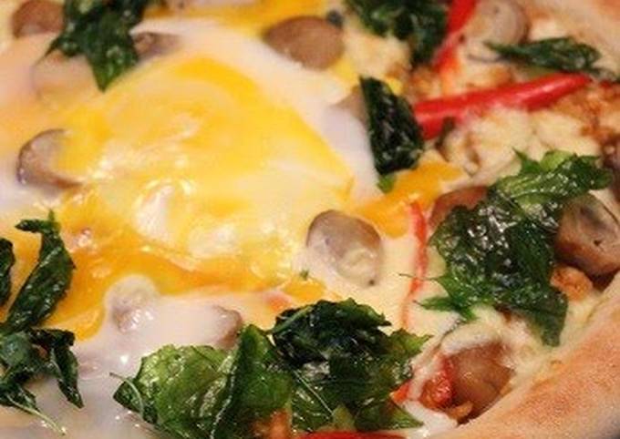 pad gra prao pizza recipe main photo