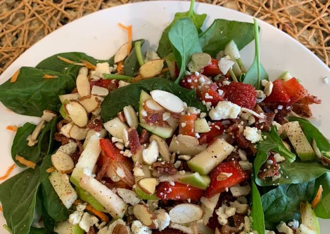 spinach strawberry green apple salad recipe main photo