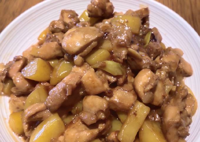 stew chicken with potato and leeks recipe main photo