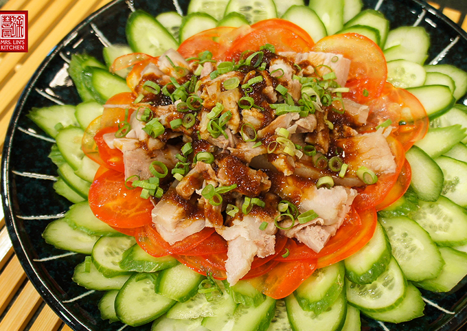 suan ni bai rou boiled sliced pork with garlic sauce recipe main photo.jpg