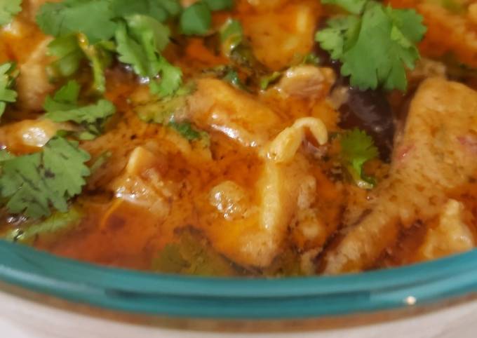 thai peanut chicken curry recipe main photo