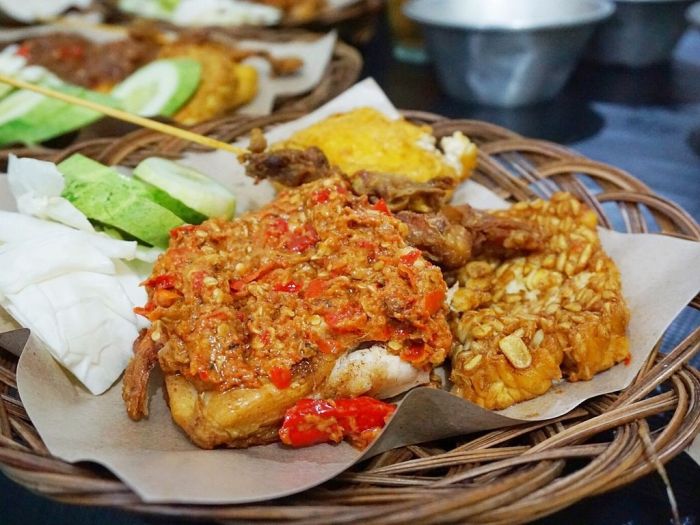 Ayam gepuk samarinda benjol khas masakan apapun