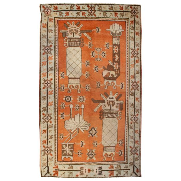 Khotan rug antique