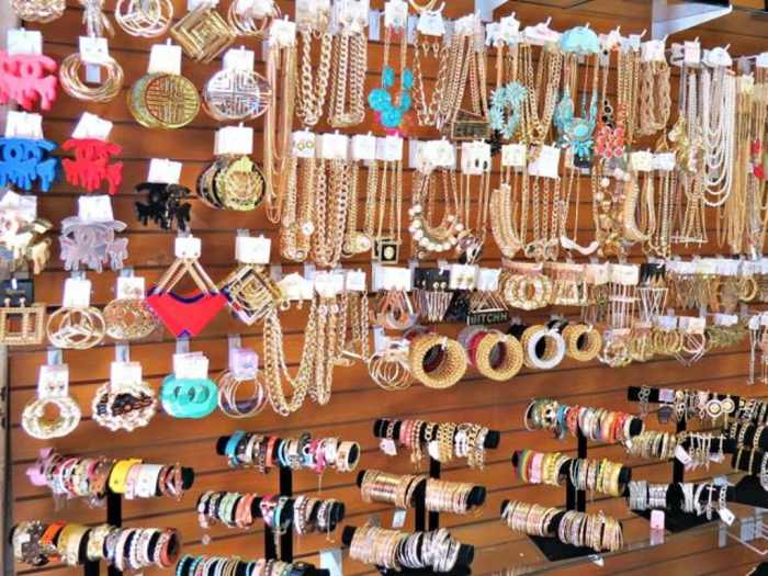 Designer jewelry resale