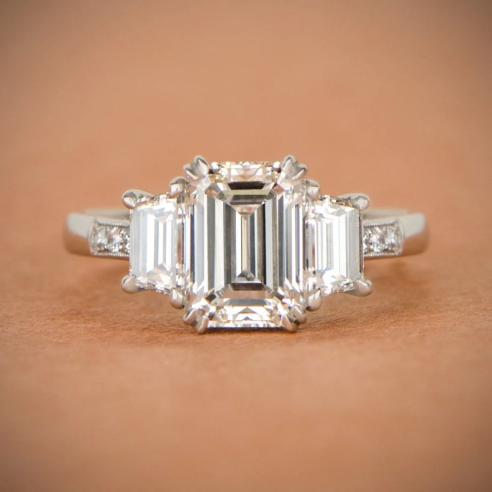 Emerald cut diamond vintage ring