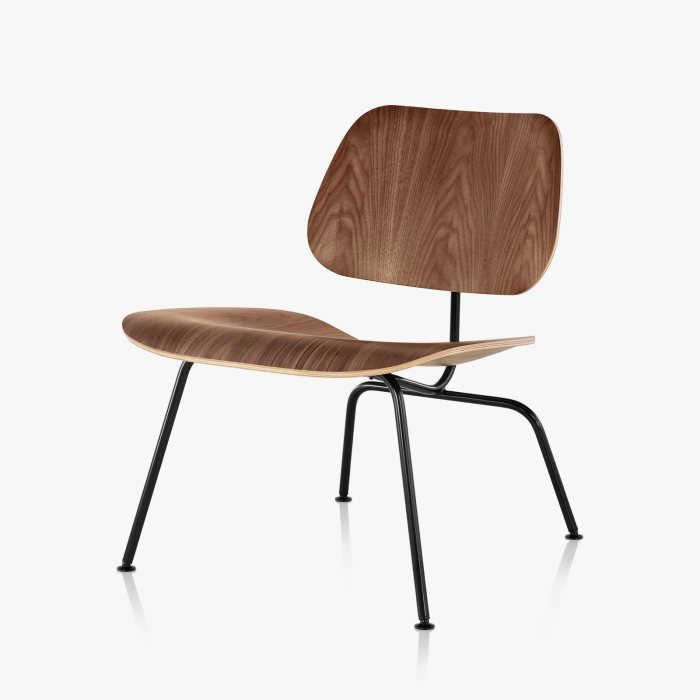 Charles eames molded plywood chair